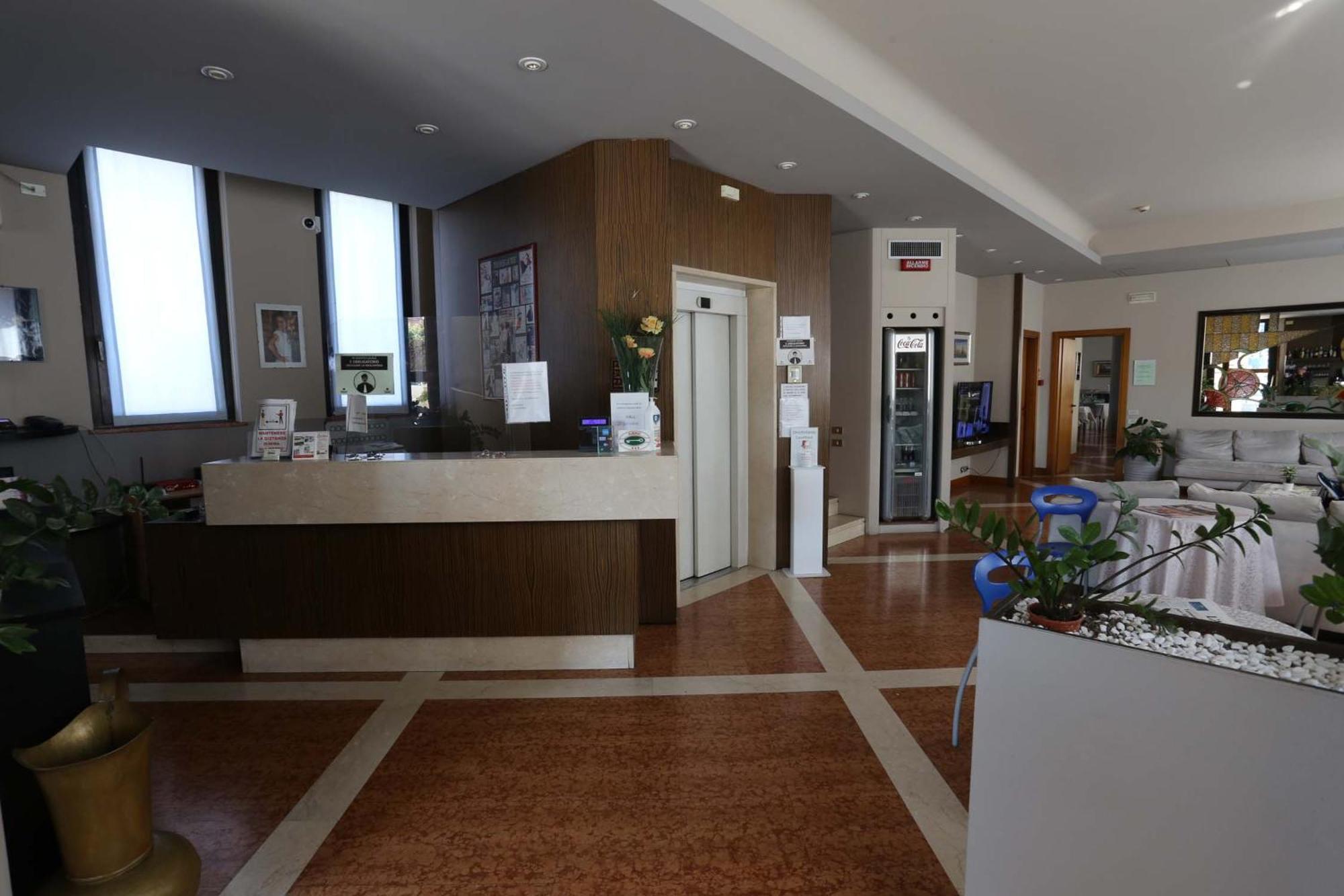Hotel Roma Bussolengo Ngoại thất bức ảnh